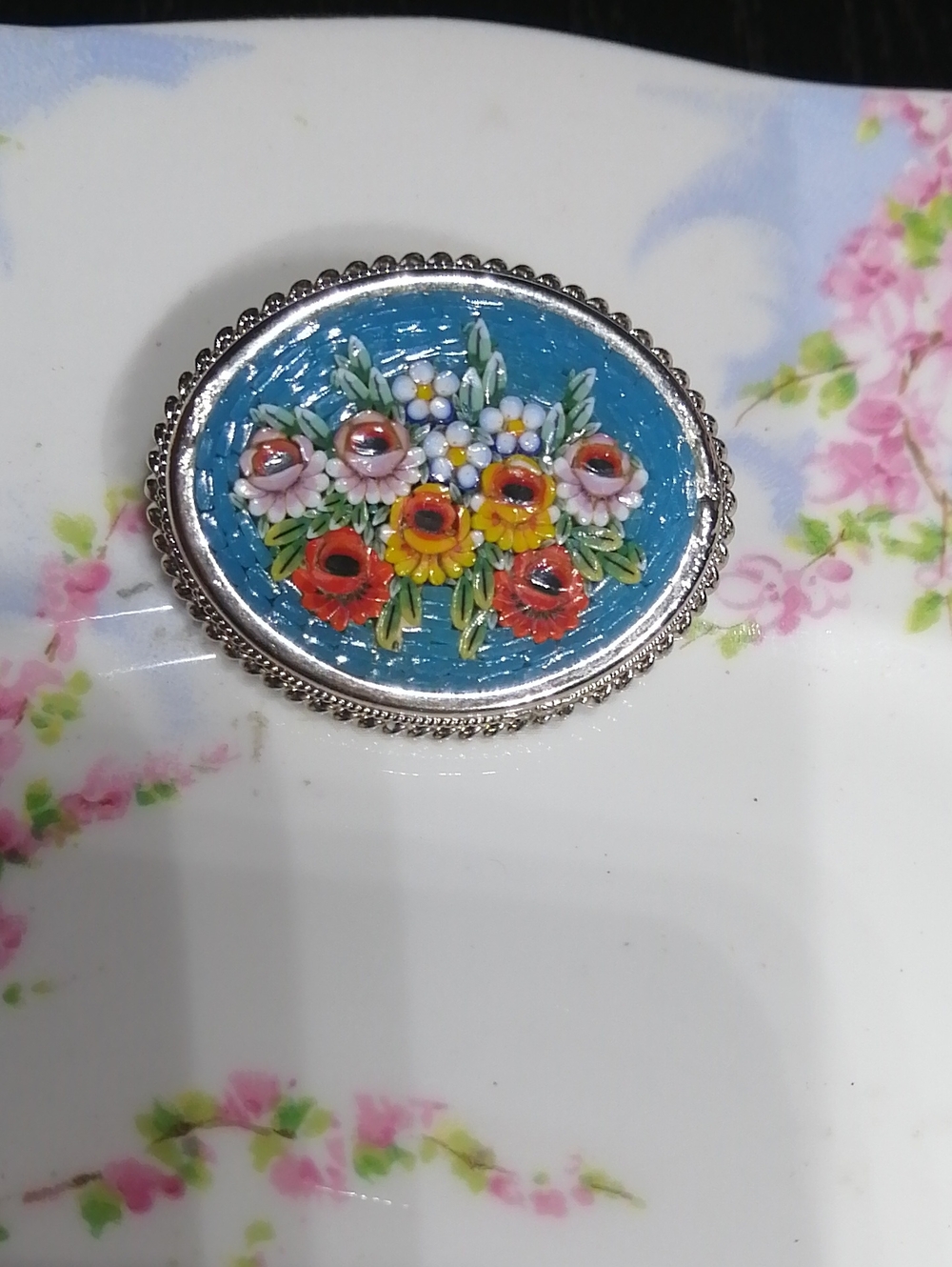 Italian Look Floral Micro-Mosaic Vintage Brooch